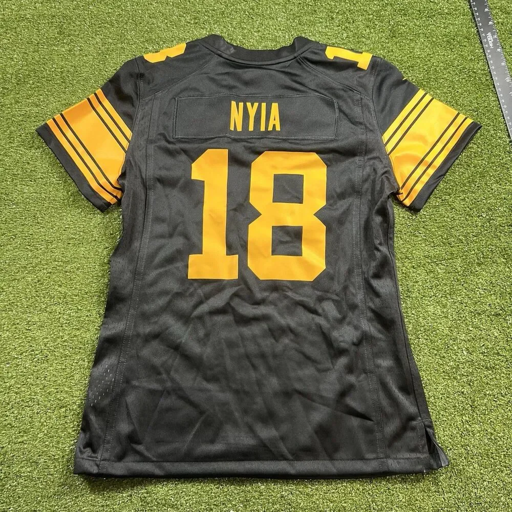 Women’s Steelers #18 Custom Named Jersey Size S NWOT